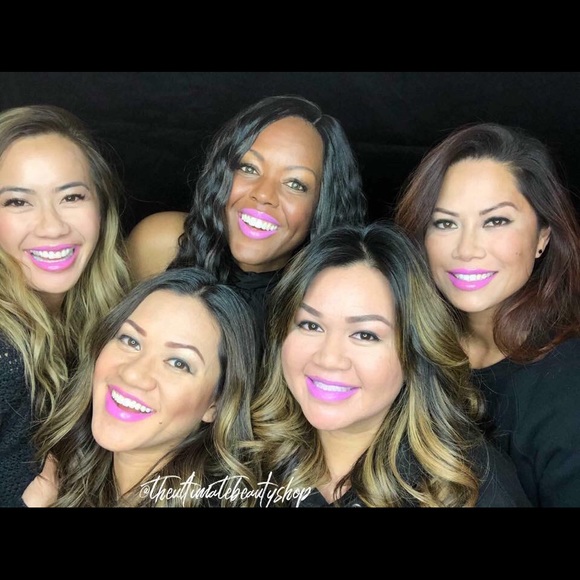 LipSense - LIMITED EDITION Pop Art Pink - Picture 3 of 7